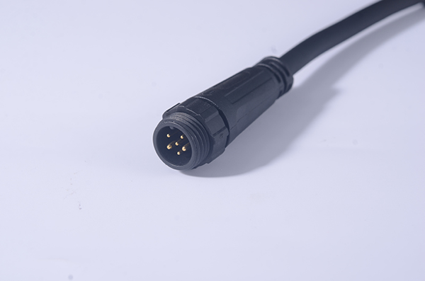 M16六芯塑封毗连器